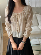 簡約氣質感透透blouse