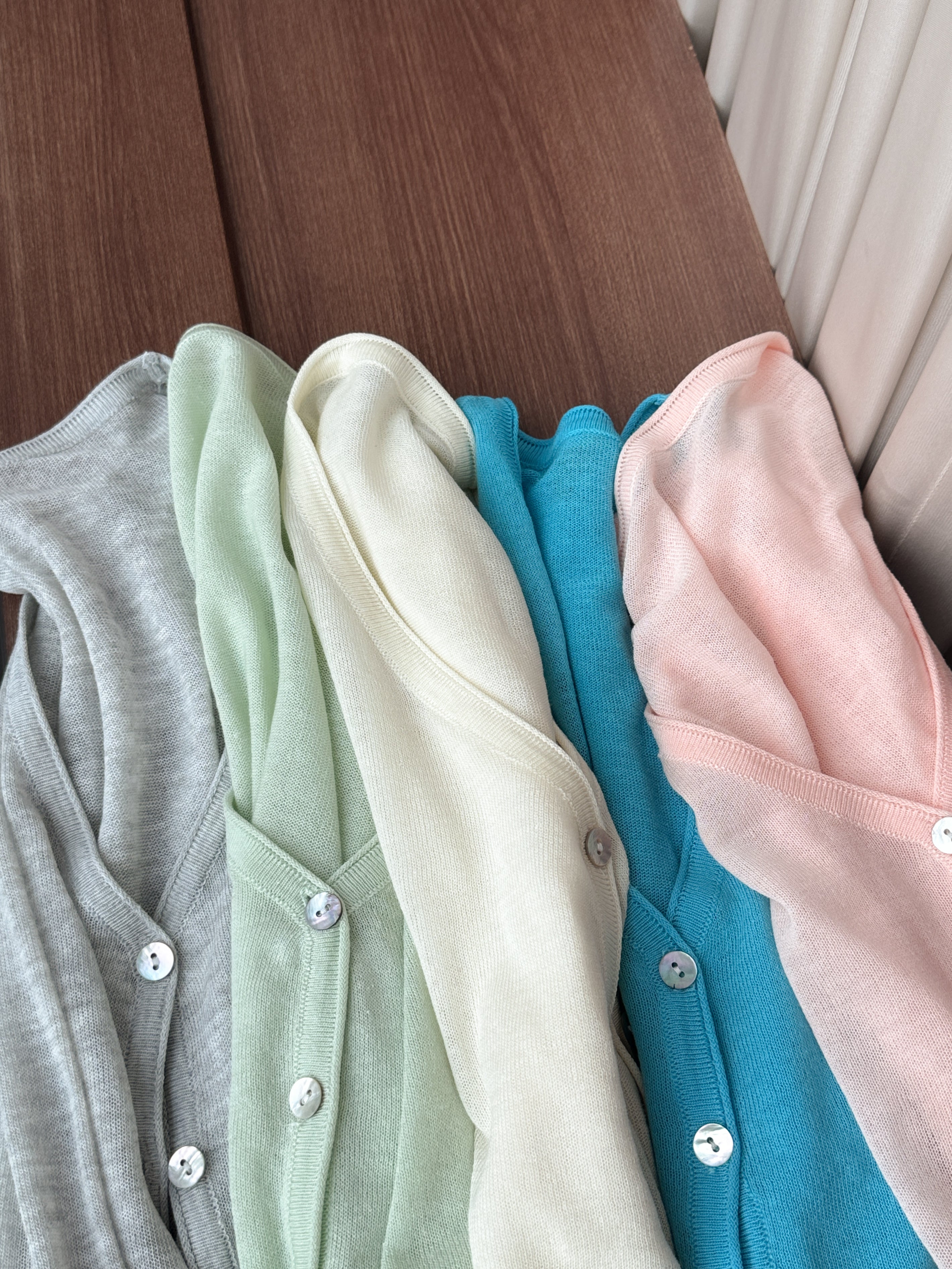 今轉必入//超親膚cardigan