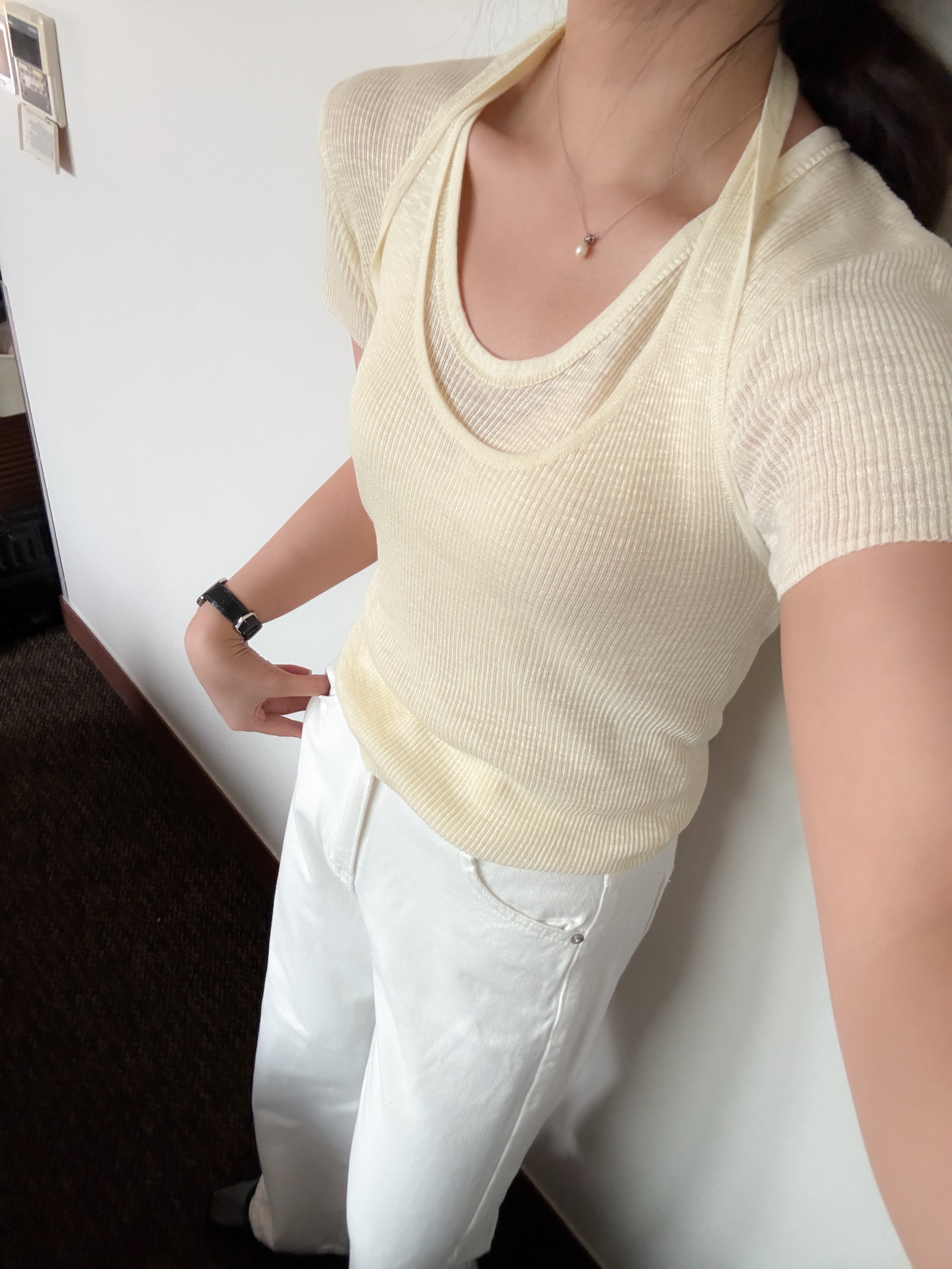 超薄掛頸線料衫//薄透涼質料 ,可分開著