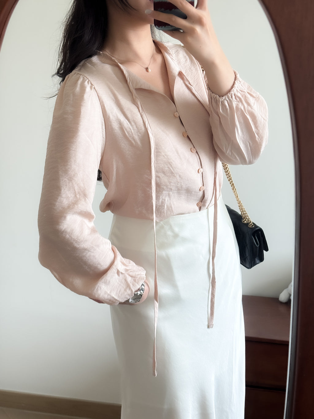 性價比高//上班人必入簡約blouse
