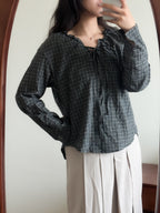 法式女孩的格紋blouse