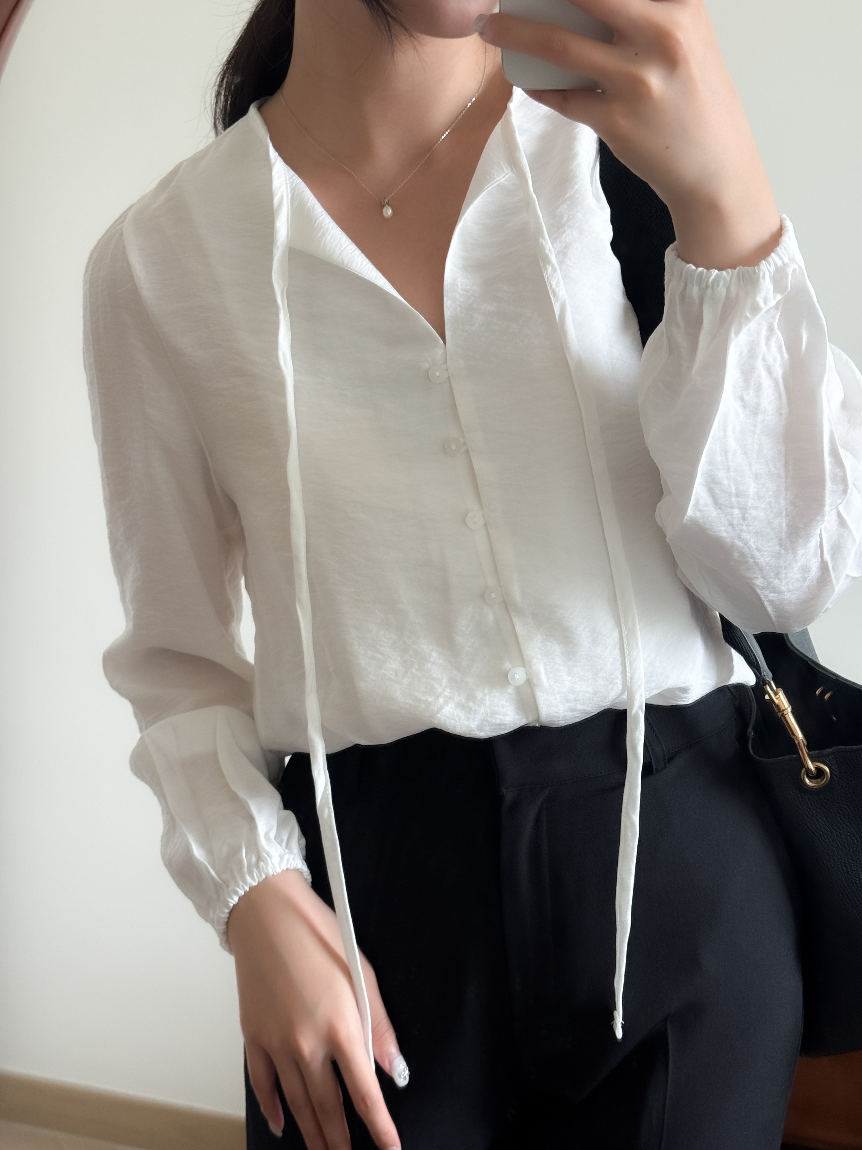 性價比高//上班人必入簡約blouse