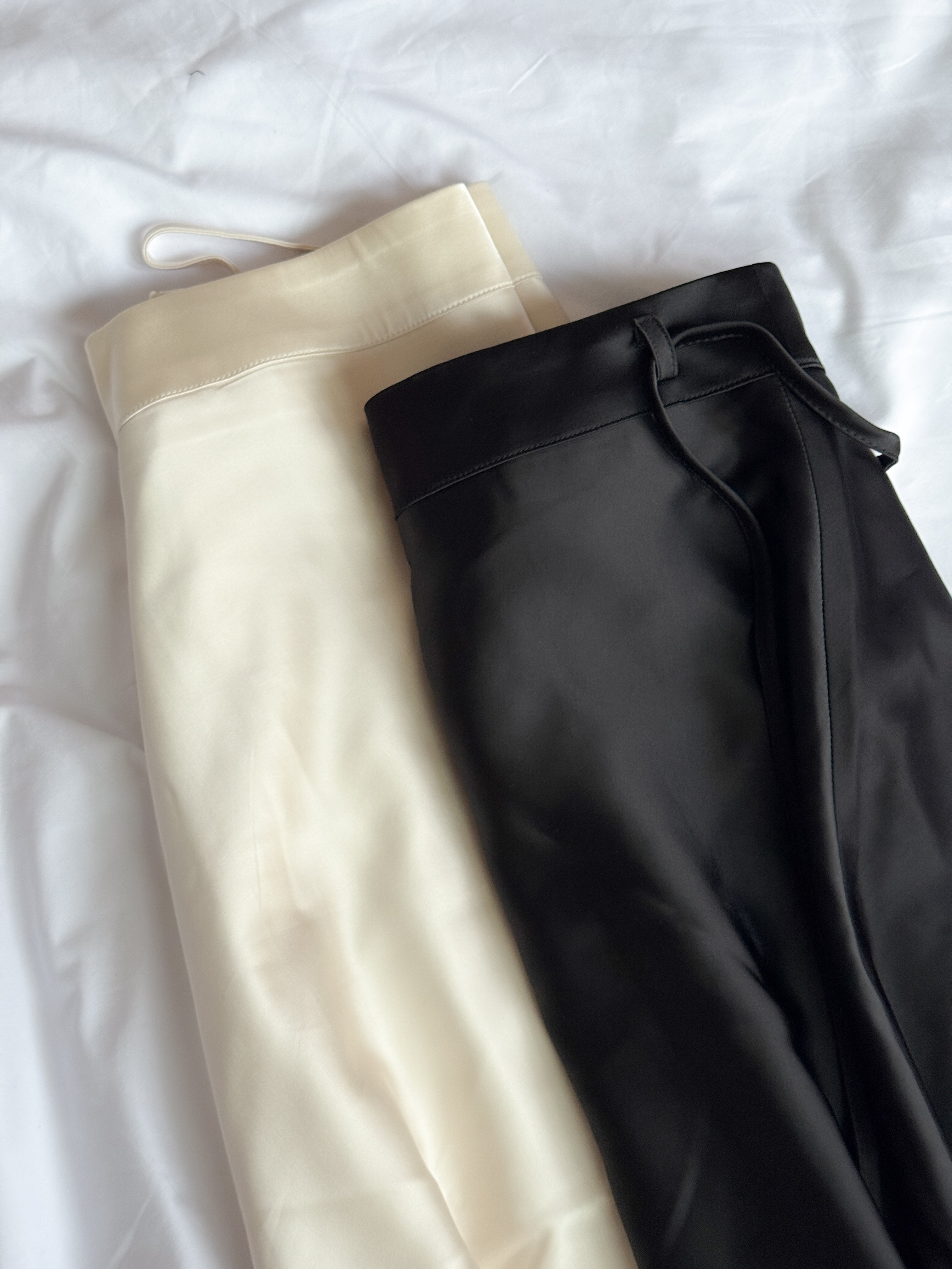 氣質姐姐的綁帶satin skirt