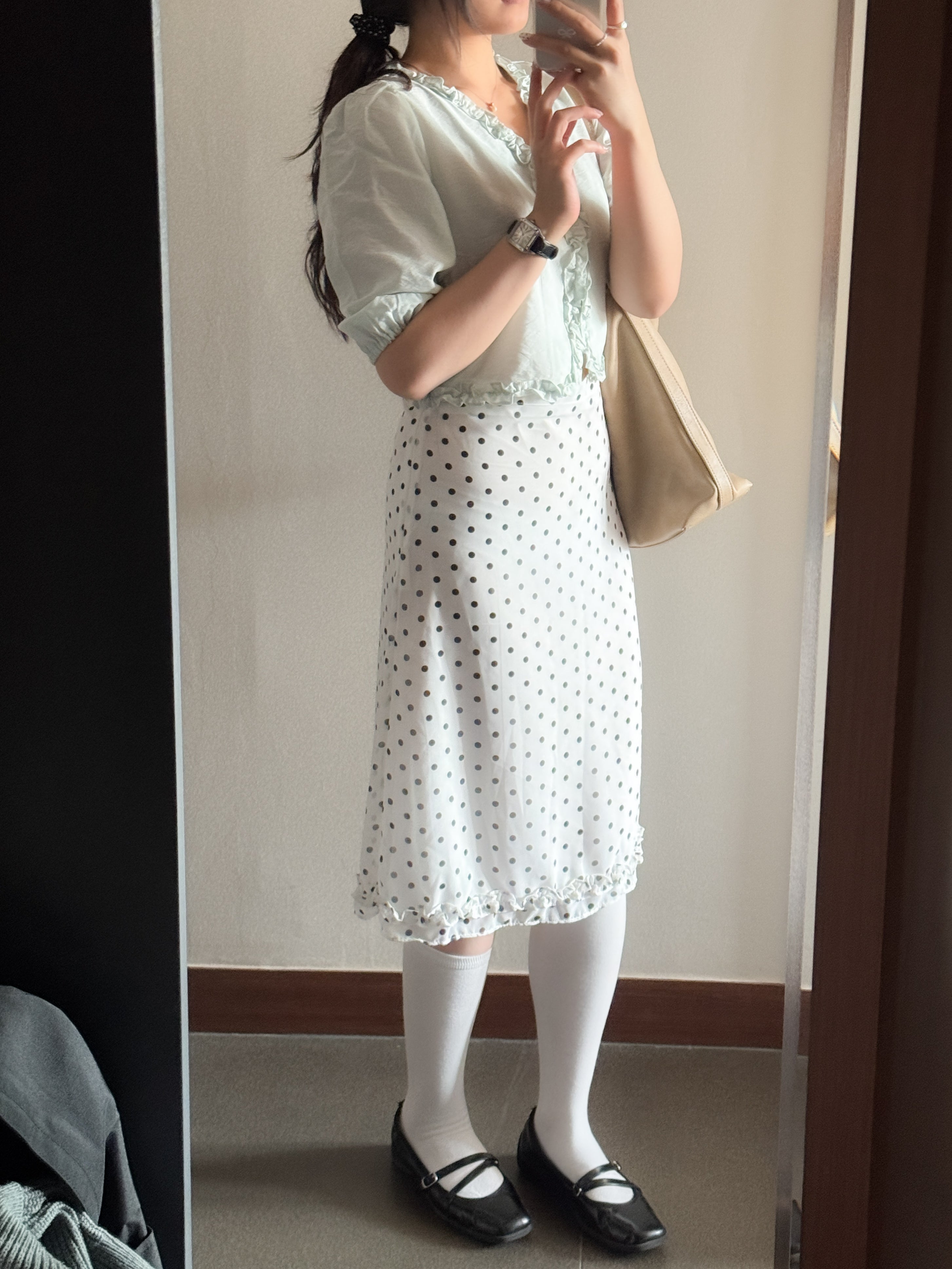 超美薄荷色//法式的女孩的ruffle blouse