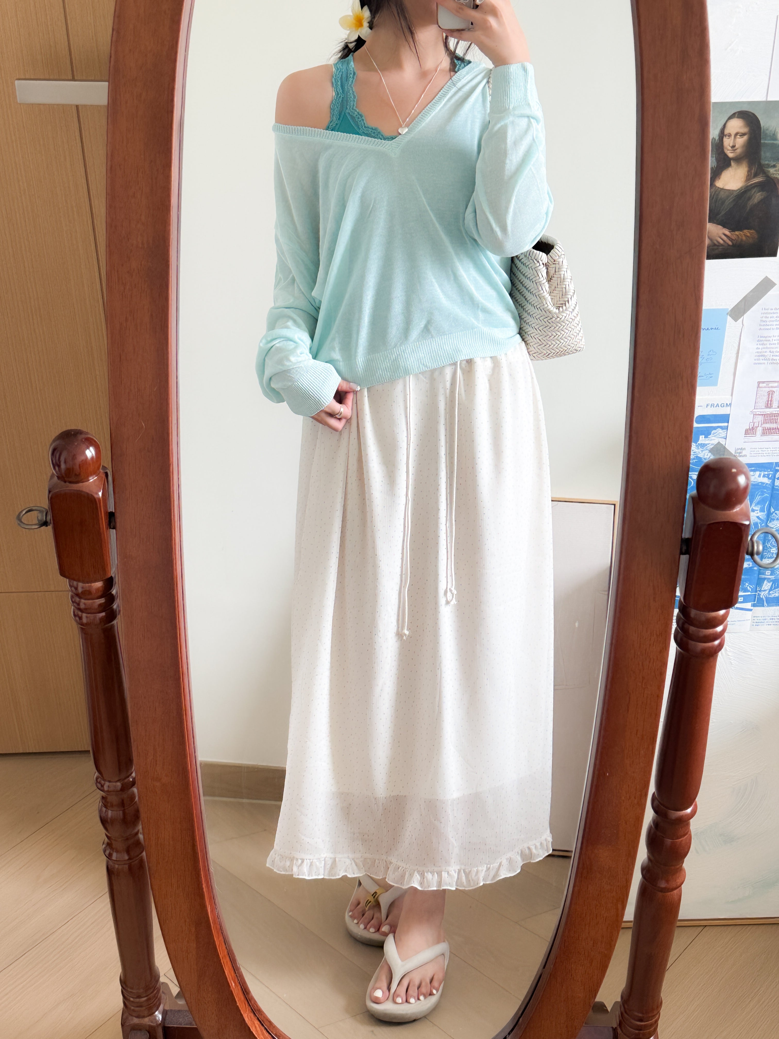 夏天韓妹必備的防曬V KNIT(天絲料）