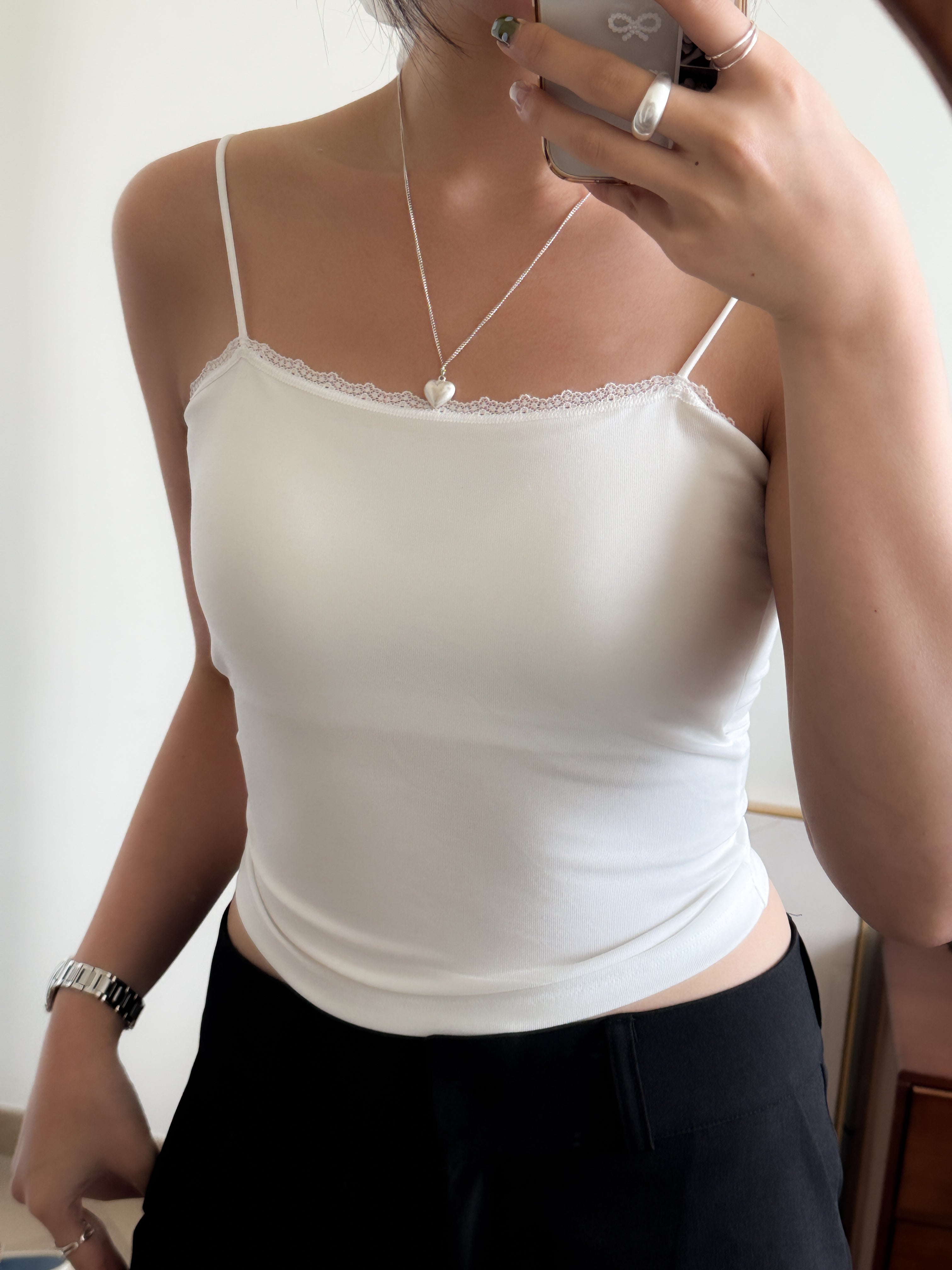 夏天內搭必備//冰涼感平領laces bra top