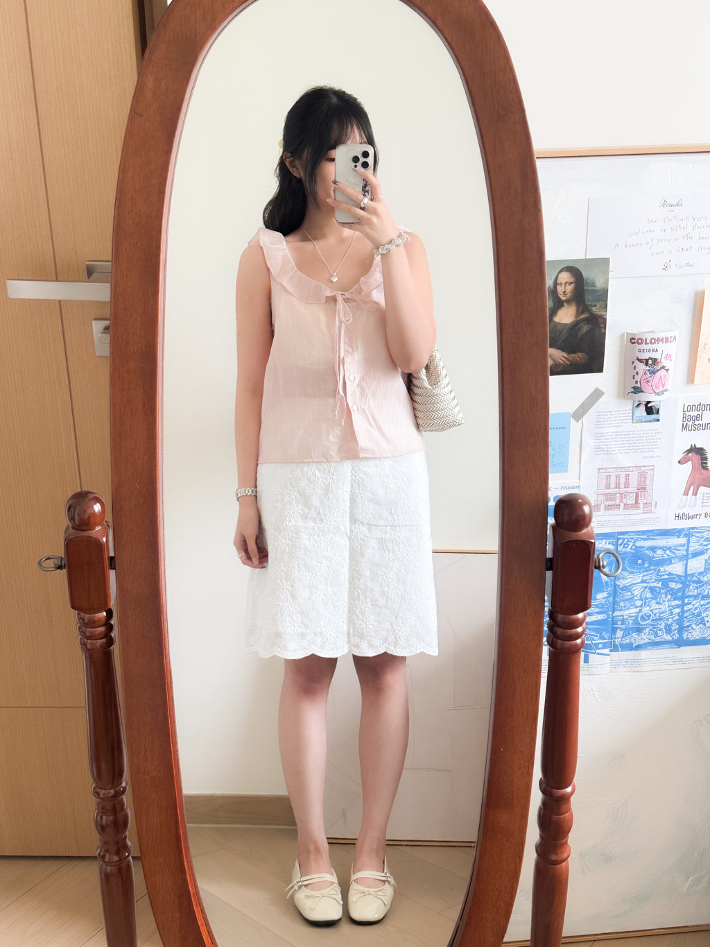 夏日女孩的圓領ribbon vest