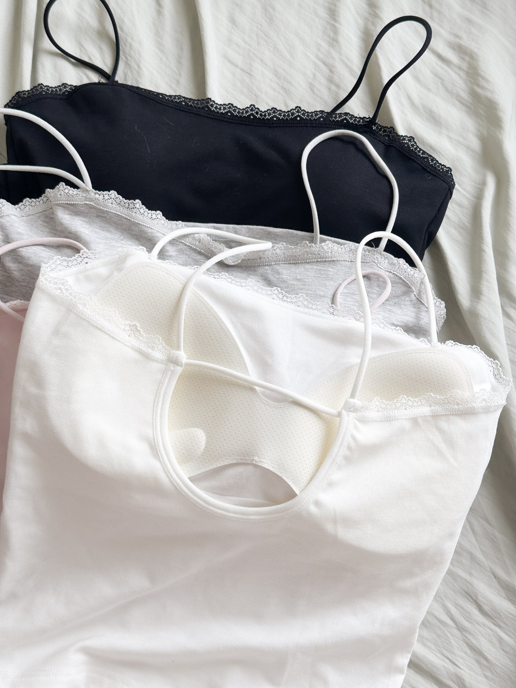 夏天內搭必備//冰涼感平領laces bra top