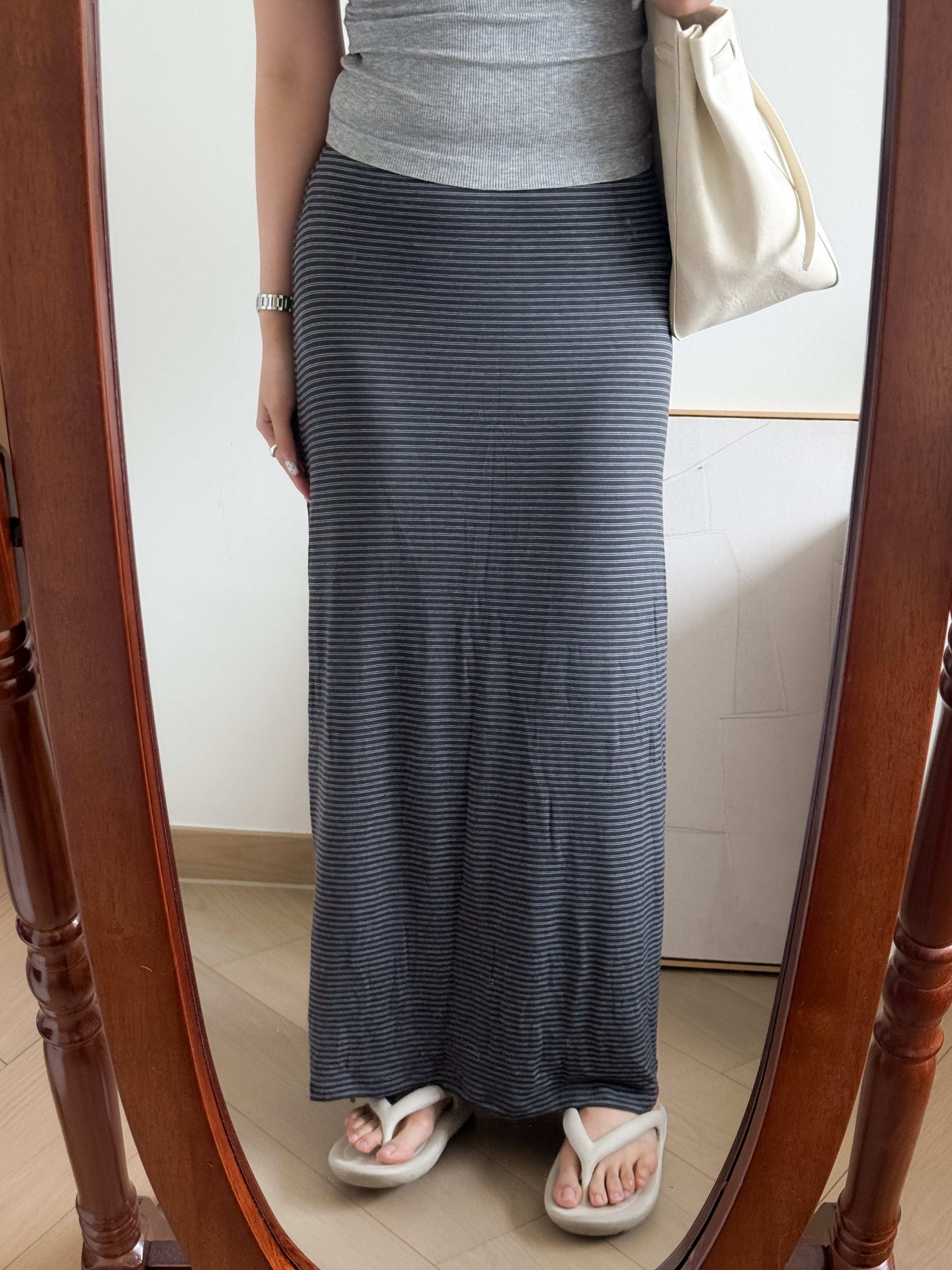 高妹必入//super long striped skirt