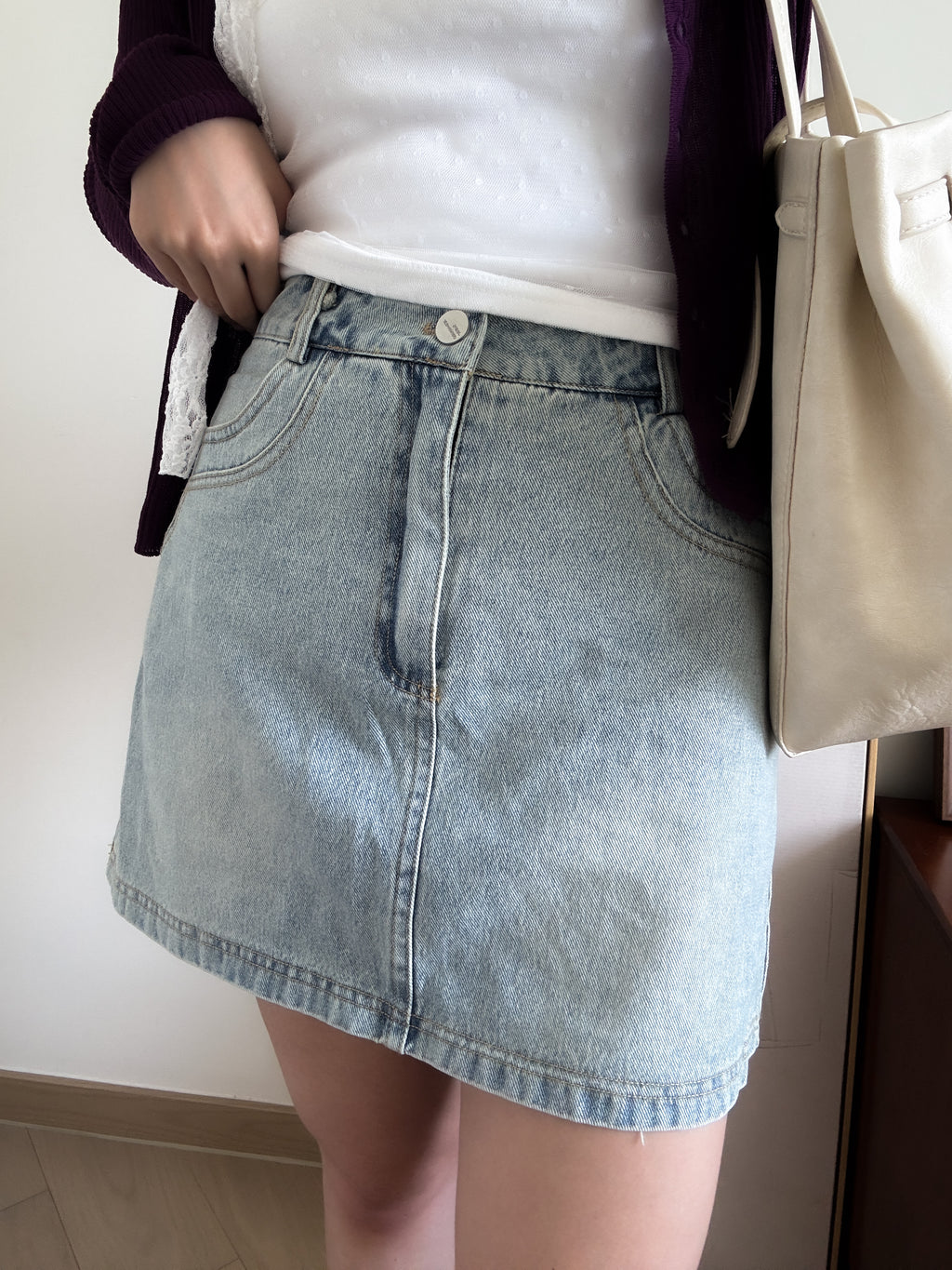 cool girl denim skirt with belt
