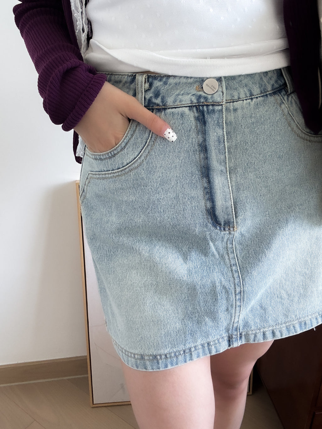 cool girl denim skirt with belt