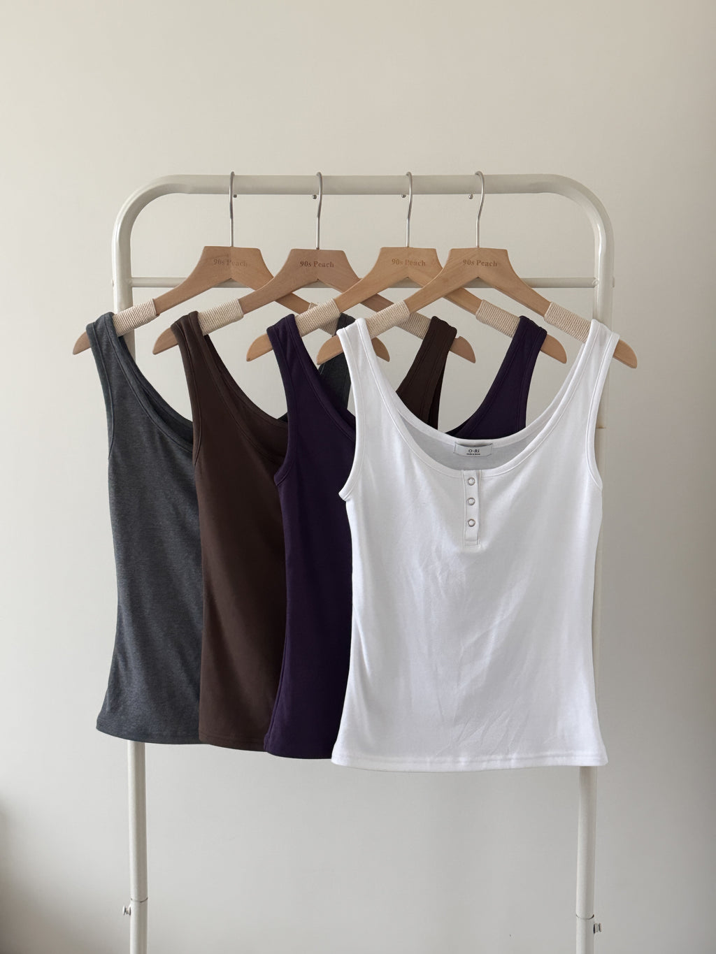 ORI button sleeveless