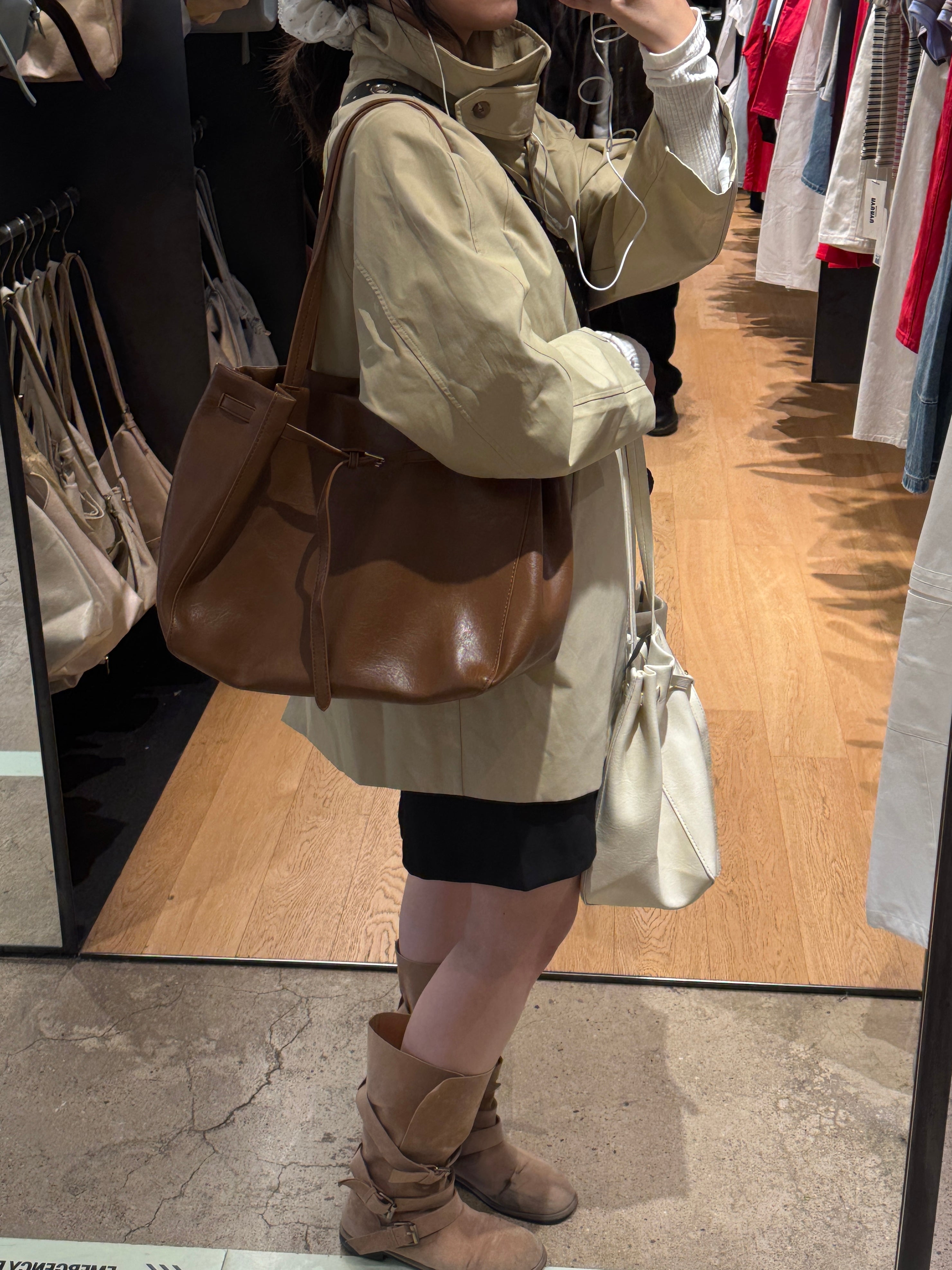 office girl belt bag//放到電腦💻