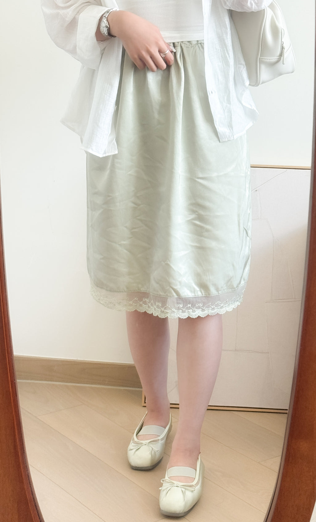 laces satin mid-skirt